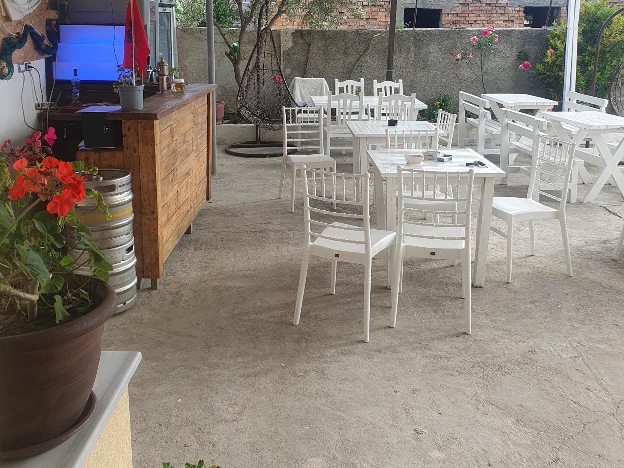 L&G Hotel Vlore Exterior photo